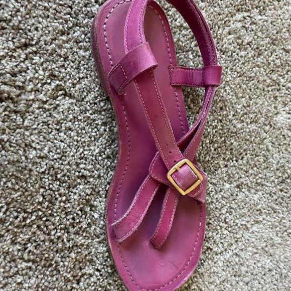 Free People La Risa Raspberry Leather Buckle Adjustable Strap Flat Sandals 38 - Picture 3 of 4
